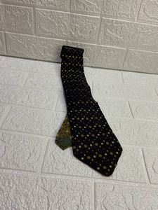 Tommy Hilfiger Tie.