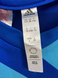 boy’s t shirt
