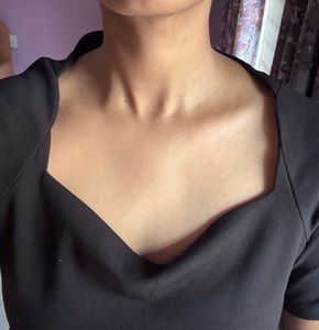 Elegant Black Midi Dress