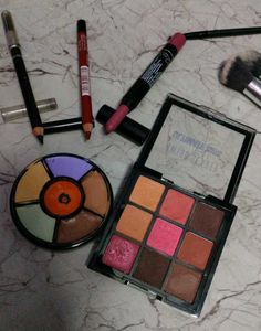 Use Makeup Combo