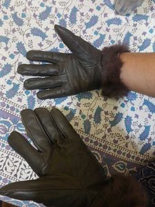 Leather Gloves with Fur Cuff