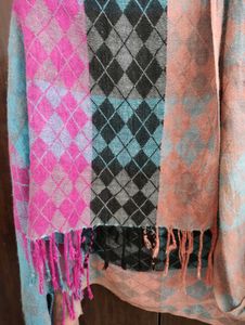 Colorful Diamond Pattern Scarf