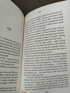 Paula Hawkins - Into The Water