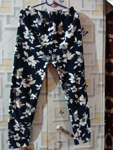 Floral Print Woolen Leggings