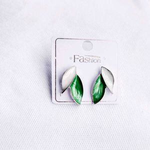 Leaf ,petal Korean Earrings,New trending earrings