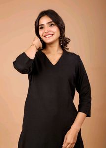 Black Kurta Set With Red Duppata