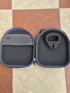 Geekria Shield Headphones Case (Blue) – like new