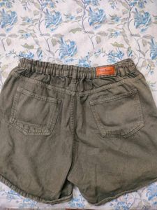 Olive Green Shorts💚