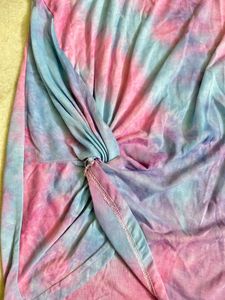 Tie- Dye Knotted T-shirt