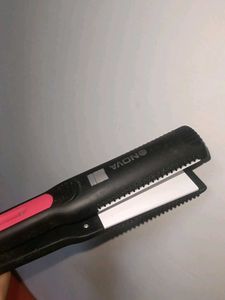Nova Hair Straightener