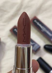 MAC MAXIMAL LIPSTICK