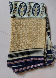 Elegant Floral Print Saree