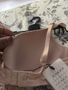 Lace Bra &amp; High-Waisted Panty Set