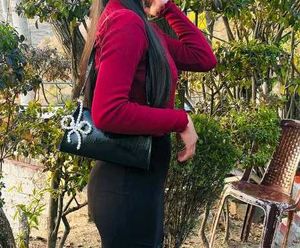 Chic Black Handbag