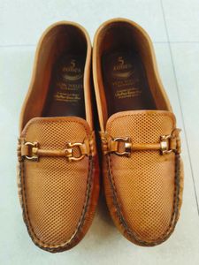 Limited Period Offer - Metro Footwear For Women