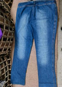 Floral Embroidered Jeans