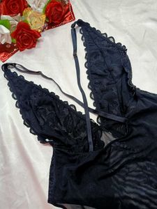 🖤Black Laced Bodysuit🖤