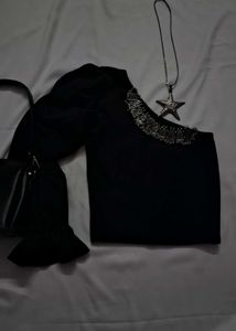 Chic Black One-Shoulder Top