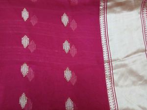 Elegant Pink &amp; Gold Saree