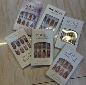 random Set Artificial Nails Fake Pretty Hands
