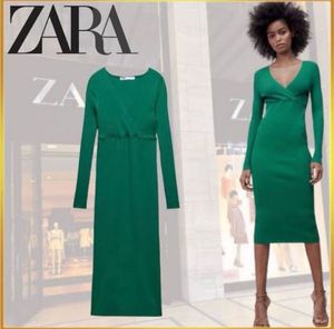 Marine Lorphelin Green Zara bodycon dress