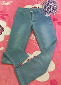 Stylish Blue Denim Jeans Ankle Fit