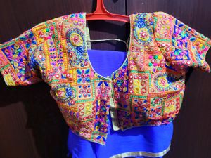 Banderi Blouse With Saree Combo
