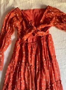 Beautiful Dress 🧡