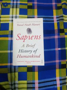 Sapiens: A Brief History of Humankind