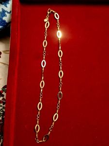 Gold Oval Link Chain Necklace