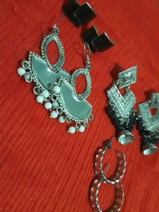 Earrings Set