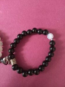 Magnetic Couple Bracelets - Black &amp; White