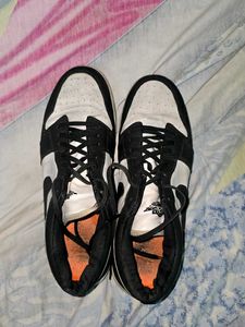 Nike Black And White Sneakers.