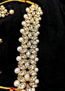 Elegant Pearl Choker 2 combo