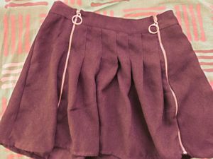 Black Pleated Kpop Skirt