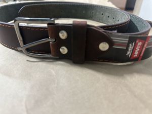 Levi&#39;s Leather Belt - Brown