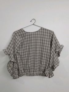 Beautiful Grey Top With Beautiful Sleeves