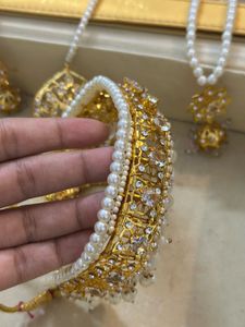 Elegant Gold Jewelry Set