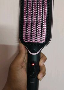 Vega Lifestyle L2 Hair Straightening Brush