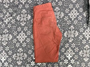 Men's Casual Shorts - Rust Color