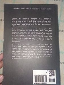I Am Selling a Book Published by lancali
