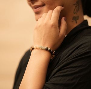 money magnet braclet