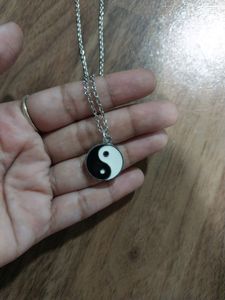 Silver CHAIN Symbol - Peace