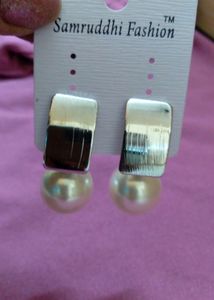 Earings