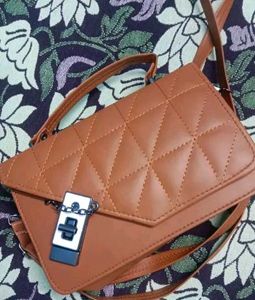 Brown 🟤 Sling Bag