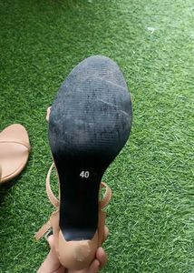 Nude Trendy Heels