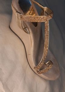 *PRICE DROP* Diamond Golden Heels Sandal