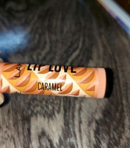 Lakme liplove lipbalm spf15