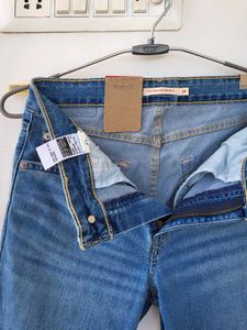 H&amp;M 725 High Rise Bootcut Jeans Blue /28