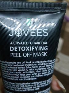 Jovees - Activated Charcoal Detoxifying Peel Off Mask (For All Skin Types)